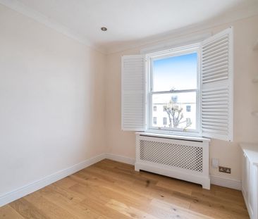 3 bedroom flat to rent - Photo 2