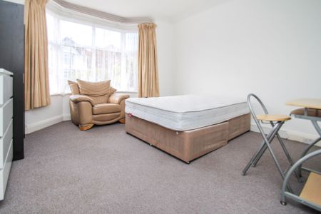Talbot Hill Road, Bournemouth, BH9 - Photo 4