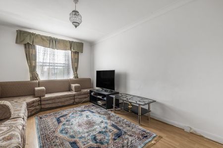 Fulham Road, Fulham, London, SW6 - Photo 3