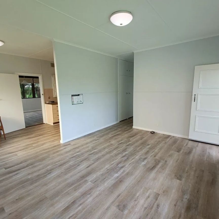 Move-In Ready 3-Bedroom Home - Blacktown - Photo 1