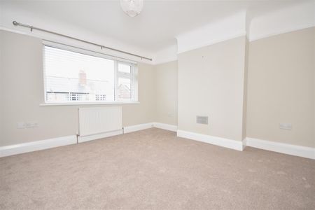 Heather Road, Heswall - Photo 3