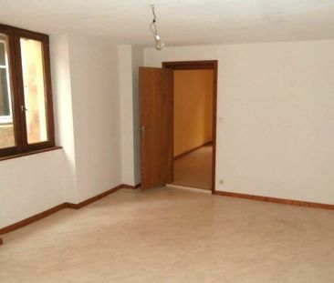 Appartement T2 à louer à TOURNON - Photo 2