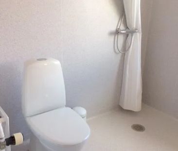 Lysfyldt 2-værelses lejlighed nær vandet i Nørresundby - Photo 4