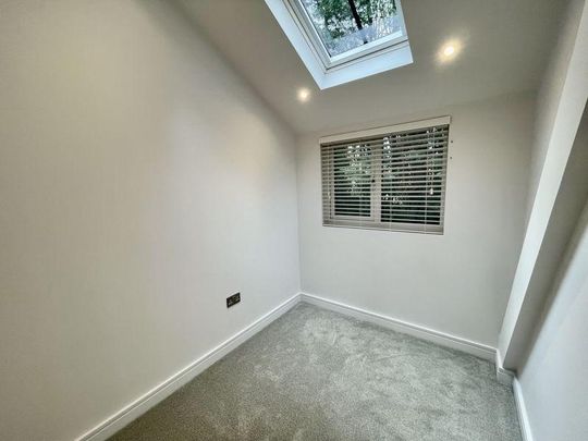 2 bedroom property to rent - Photo 1