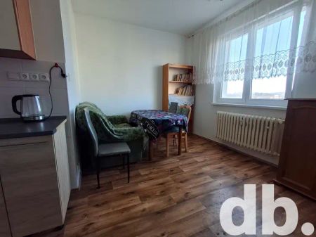 Pronájem bytu 2+1 51 m - Fotografie 5