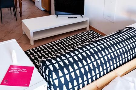 Via San Vitale, Bologna, Emilia-Romagna 40126 - Photo 2