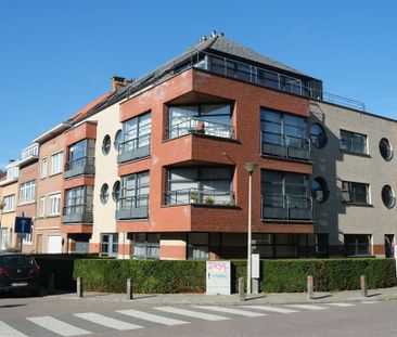 Appartement te huur in Schaarbeek voor € 1.250 met 2 slaapkamers - Photo 3