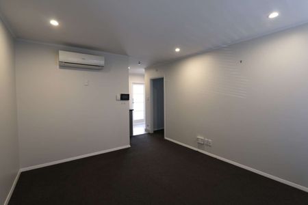 Very tidy two bedroom unit - Photo 5