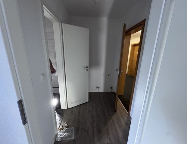 Die Wohnung befindet sich in den letzten Zügen der Sanierung - Foto 1