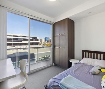 City Vibrate Lifestyle Is In Your Hand - Photo 6