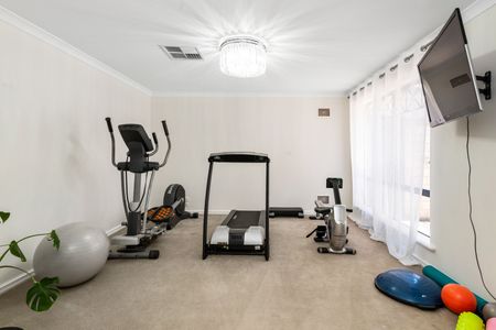 Experience Unrivalled Luxury Living in Exclusive Broadwood - Photo 2