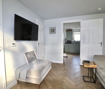 3 bedroom terraced house to rent - Photo 2