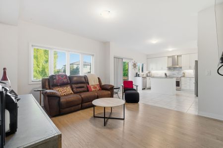 For Lease - 425 Adelaide Street, Wellington North, Ontario - Photo 4