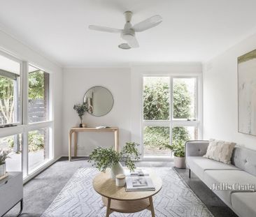 28 Kennealy Street, Surrey Hills - Photo 3