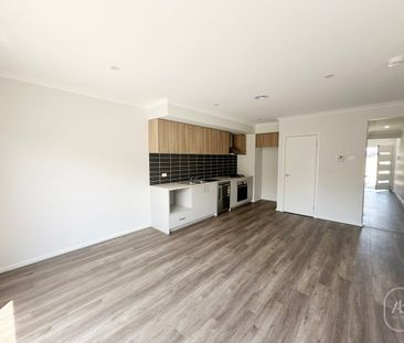 Brand New Three-Bedroom Home for Lease in Tarneit - Photo 1