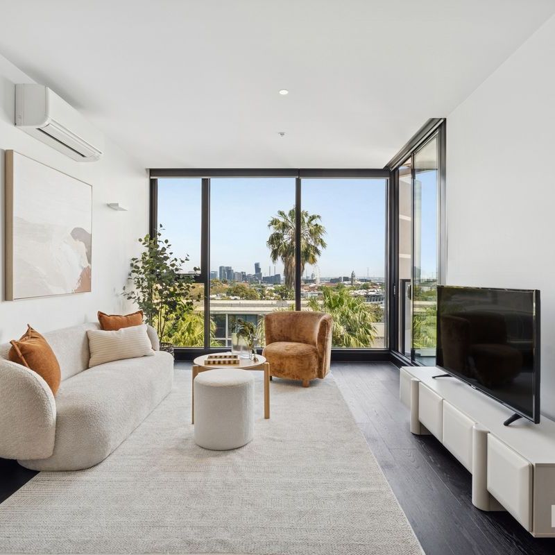 904/33 Blackwood Street, North Melbourne - Photo 1