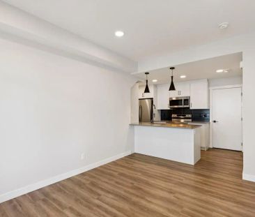 Livingston Townhomes — 2 bedroom, 1 bathroom and garage - Photo 1