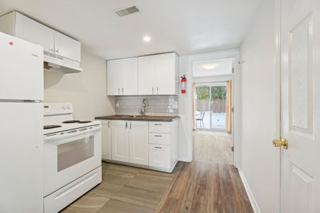 For Lease - 351 Winnifred Drive Unit# (East), Georgina, Ontario - Photo 3