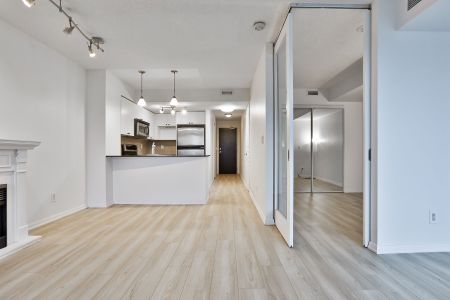 For Lease - 18 Yonge Street Unit# 2306, Toronto, Ontario - Photo 3