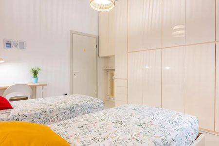 Via Assietta, Milan, Lombardy 20161 - Photo 5