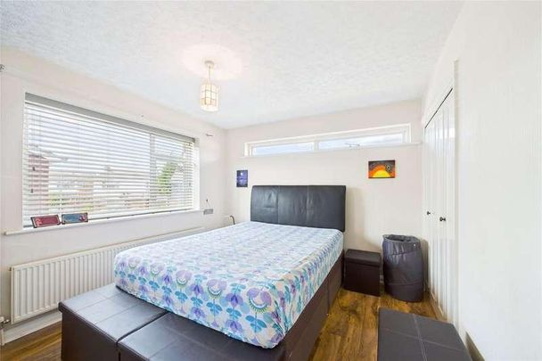 Fairlea, Maidenhead, Berkshire, SL6 - Photo 1