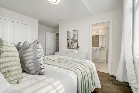 For Lease - 23 Terrell Avenue, Georgina, Ontario - Photo 4