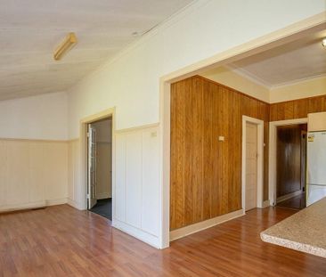 3 Bed 1 Bath in the center of town - Photo 6