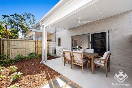 4-bedroom Townhouse for lease - Photo 4