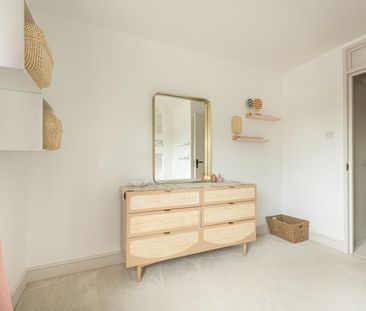 5 Bed Terraced House, Regal Close, E1 - Photo 5