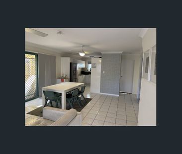 28/26 Seventeenth Avenue, Brighton, Qld 4017 - Photo 3