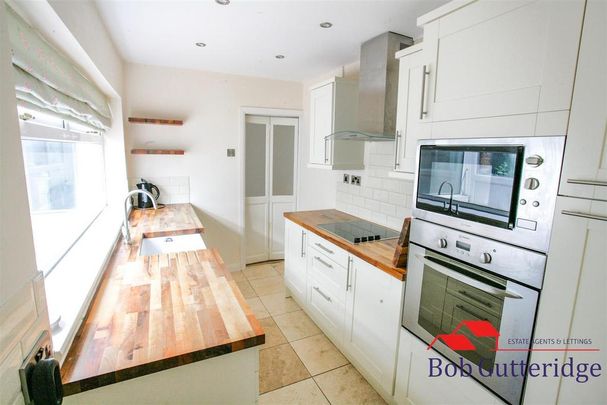 2 bedroom terraced house to rent - Photo 1