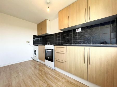 1 Bedroom Flat - Studio To Let - Photo 4