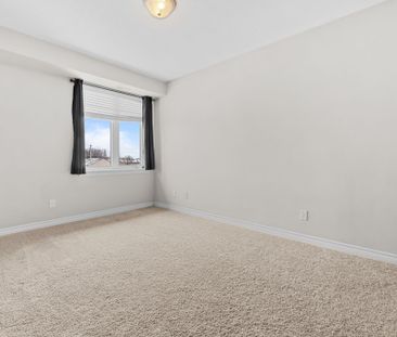 For Lease - 1065 Beryl Private Unit# G, Blossom Park - Airport and ... - Photo 3