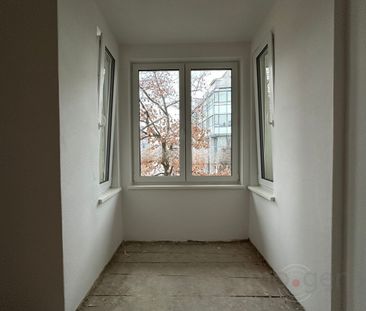 Urban Nest Kempten: Top-sanierte 7-Zi.-Altbau-Wohnung im Herzen von... - Foto 1
