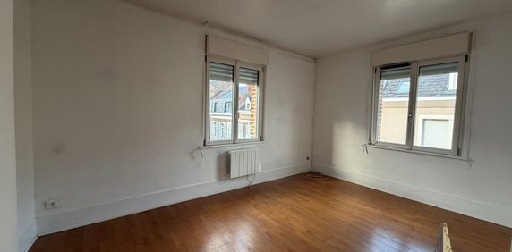 Amiens CENTRE-VILLE - TYPE 3 BIS EN DUPLEX - Photo 2