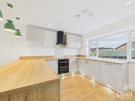 Charnwood Court, Lydney - Photo 4