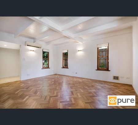 4C Blinco Street, Fremantle, WA 6160 - Photo 4