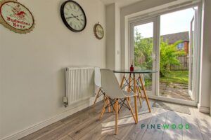 2 BEDROOM House - Semi-Detached - Photo 2