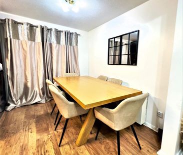 3 bedroom terraced house to rent - Photo 2