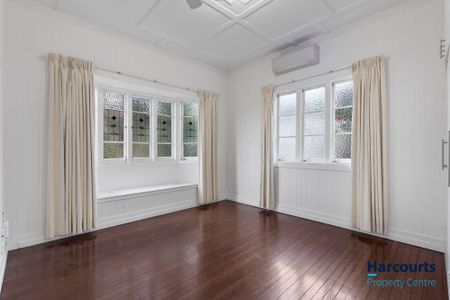 16 Sparkes Avenue, Hamilton QLD 4007 - House For Rent | Domain - Photo 2