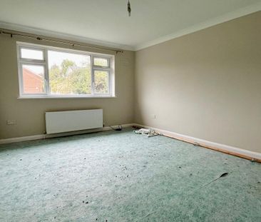 2 bedroom maisonette to rent - Photo 4