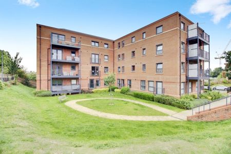 Bridge Road East, WELWYN GARDEN CITY - Photo 5