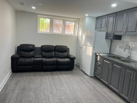 772 MAGNOLIA Terrace #BASEMENT - Photo 1