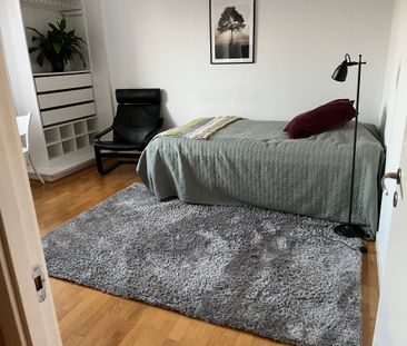 Klarabergsvägen, Vendelsö - Photo 1