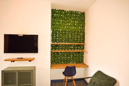 1 bedroom in a house share to rent - Photo 5