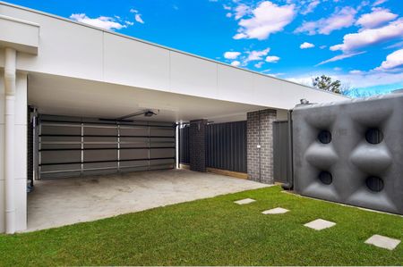 2/126 Victoria Road, Northcote VIC 3070 - Photo 4