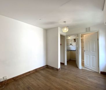 Blewitt Street, Newport - Photo 1