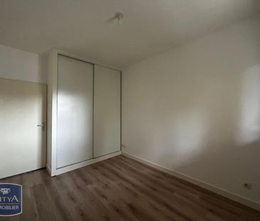 Location Appartement 4 pièces 78m² ROUBAIX 59100 - Photo 3