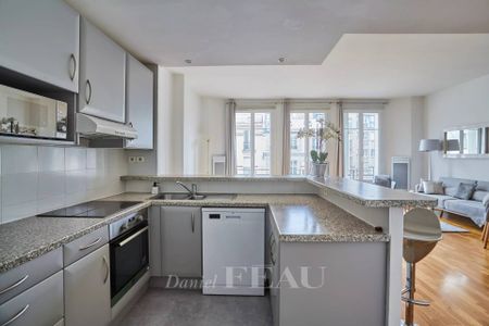 Location appartement, Paris 16ème (75016), 2 pièces, 67.85 m², ref 85463719 - Photo 3