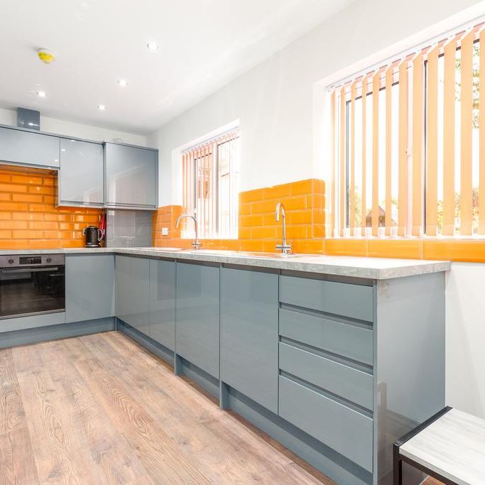 1 bedroom in a house share to rent - Photo 1